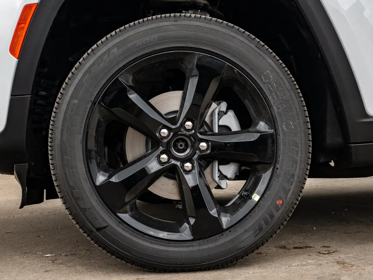 Jeep Grand Cherokee снимка Jeep Grand Cherokee