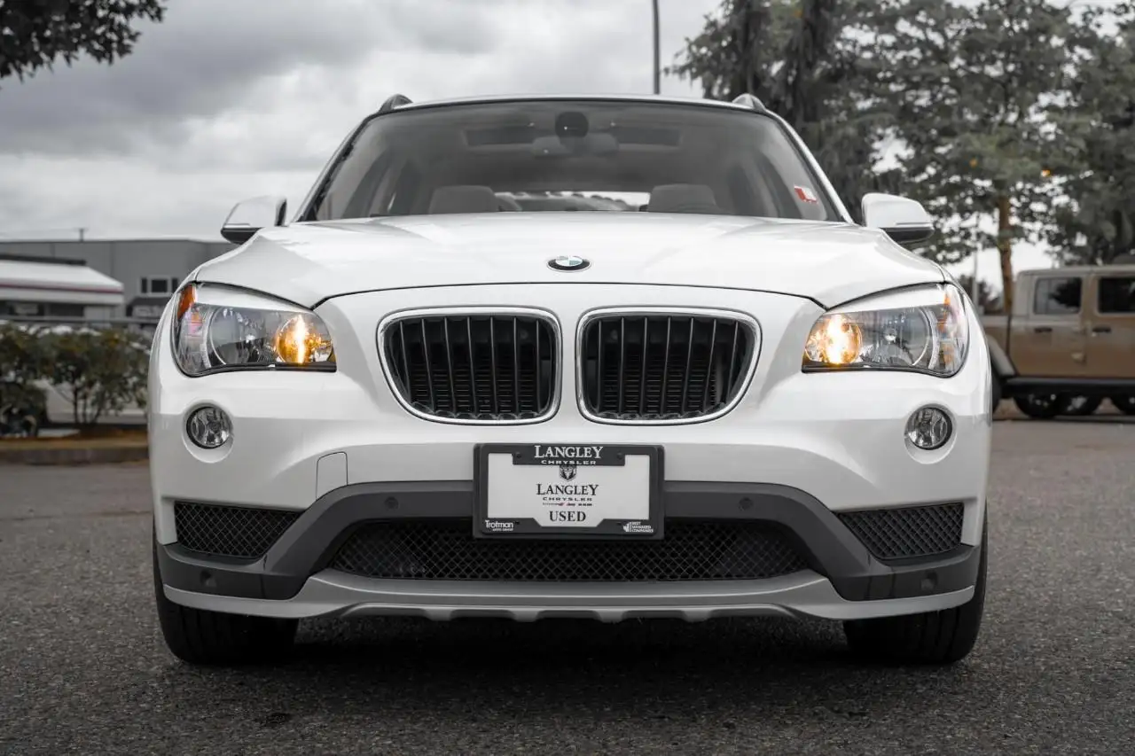 BMW X1 снимка BMW X1