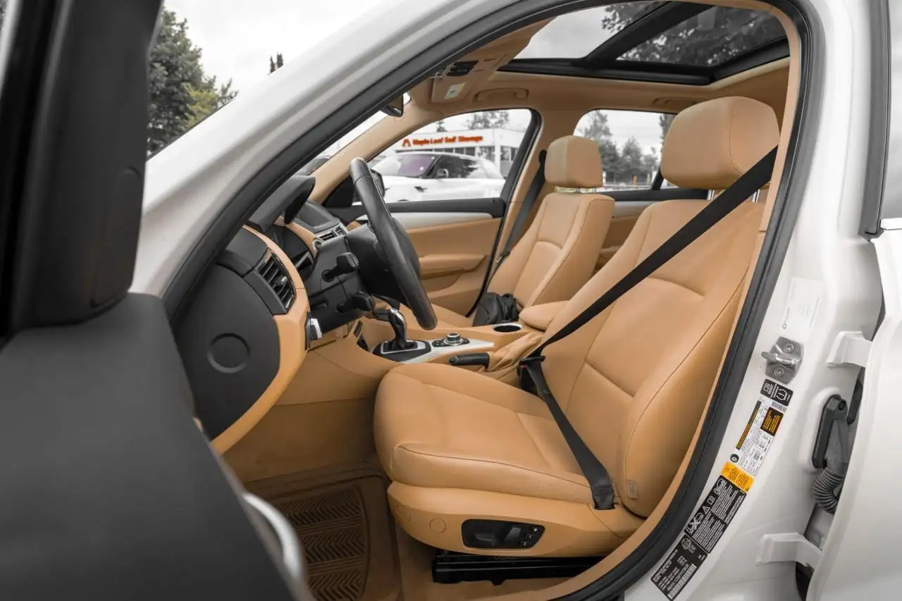 BMW X1 снимка BMW X1