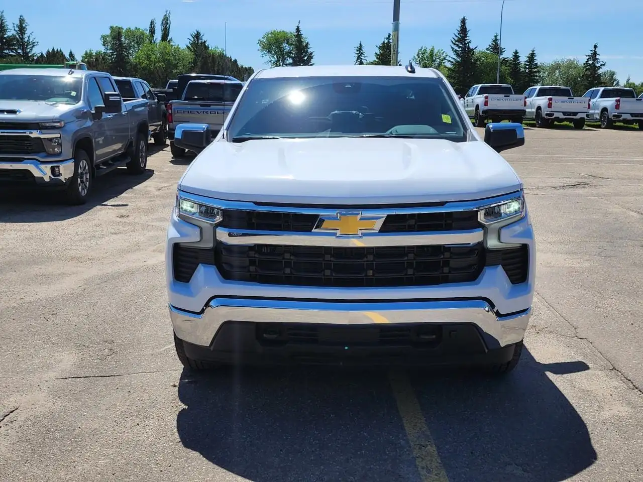 Chevrolet Silverado 1500 photo Chevrolet Silverado 1500