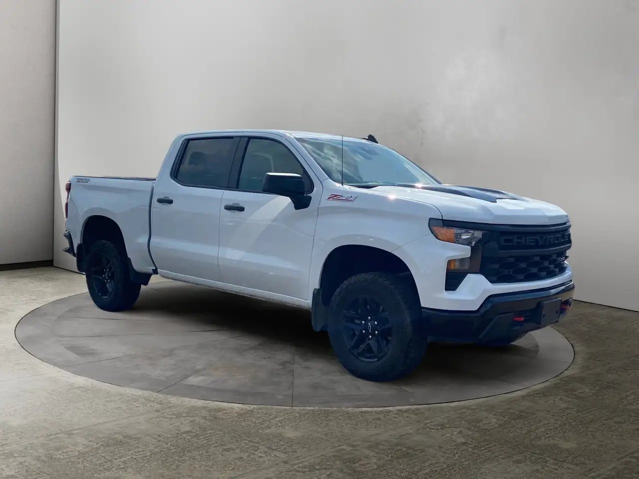 Chevrolet Silverado 1500 photo Chevrolet Silverado 1500