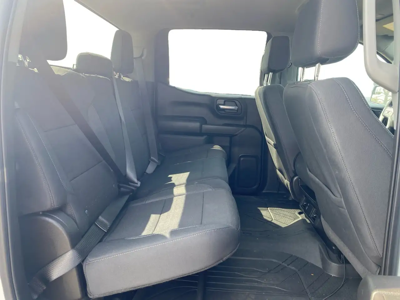 Chevrolet Silverado 1500 photo Chevrolet Silverado 1500