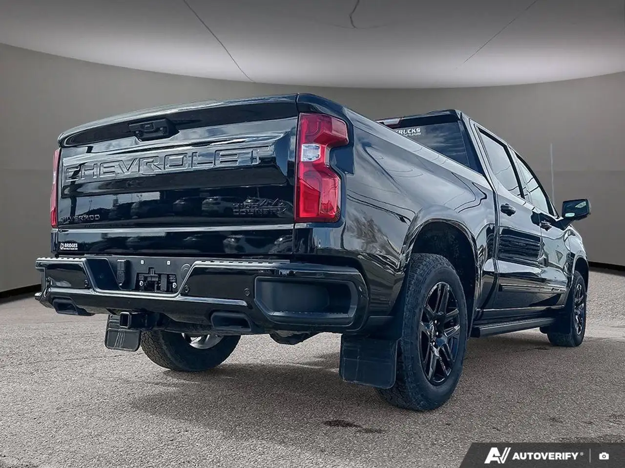 Chevrolet Silverado 1500 снимка Chevrolet Silverado 1500