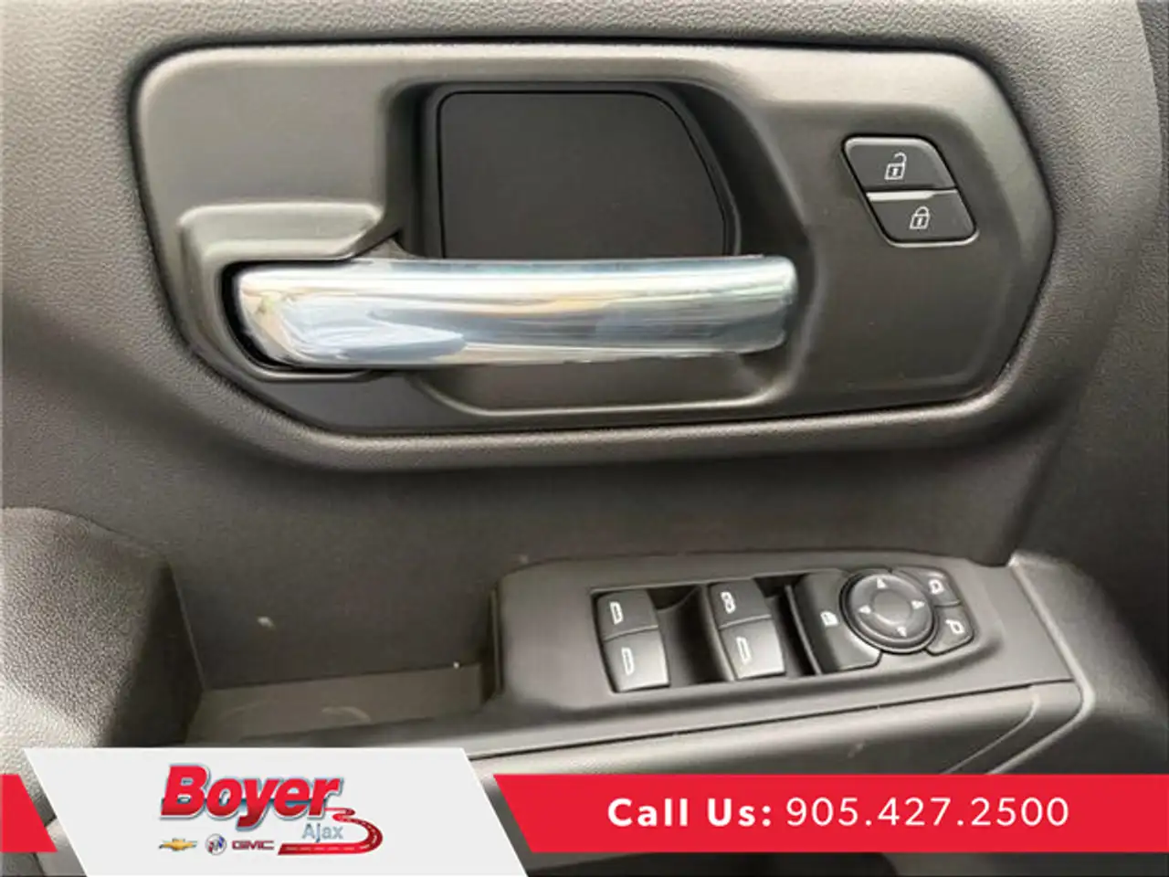 Chevrolet Silverado 1500 photo Chevrolet Silverado 1500
