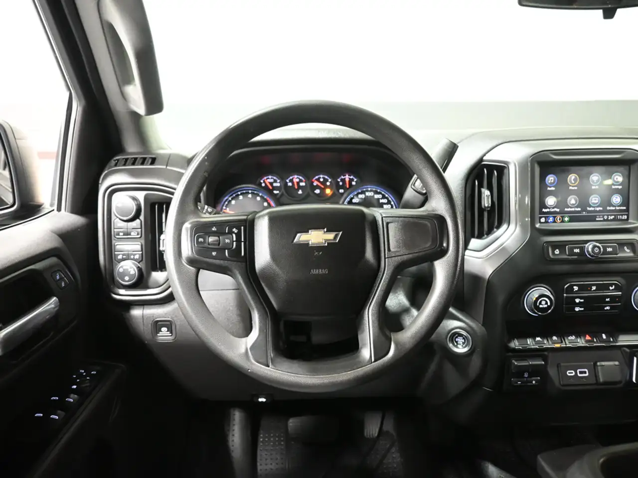 Chevrolet Silverado 1500 снимка Chevrolet Silverado 1500
