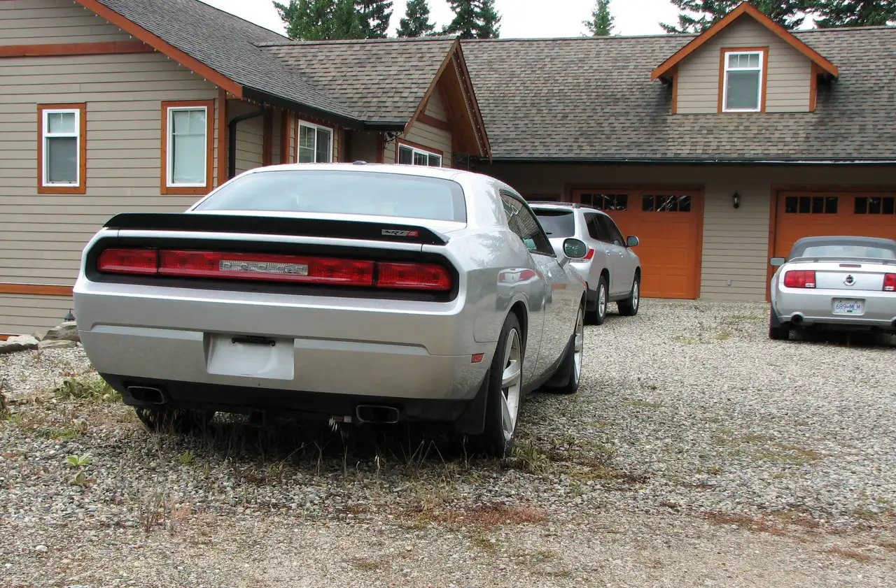 Dodge Challenger снимка Dodge Challenger