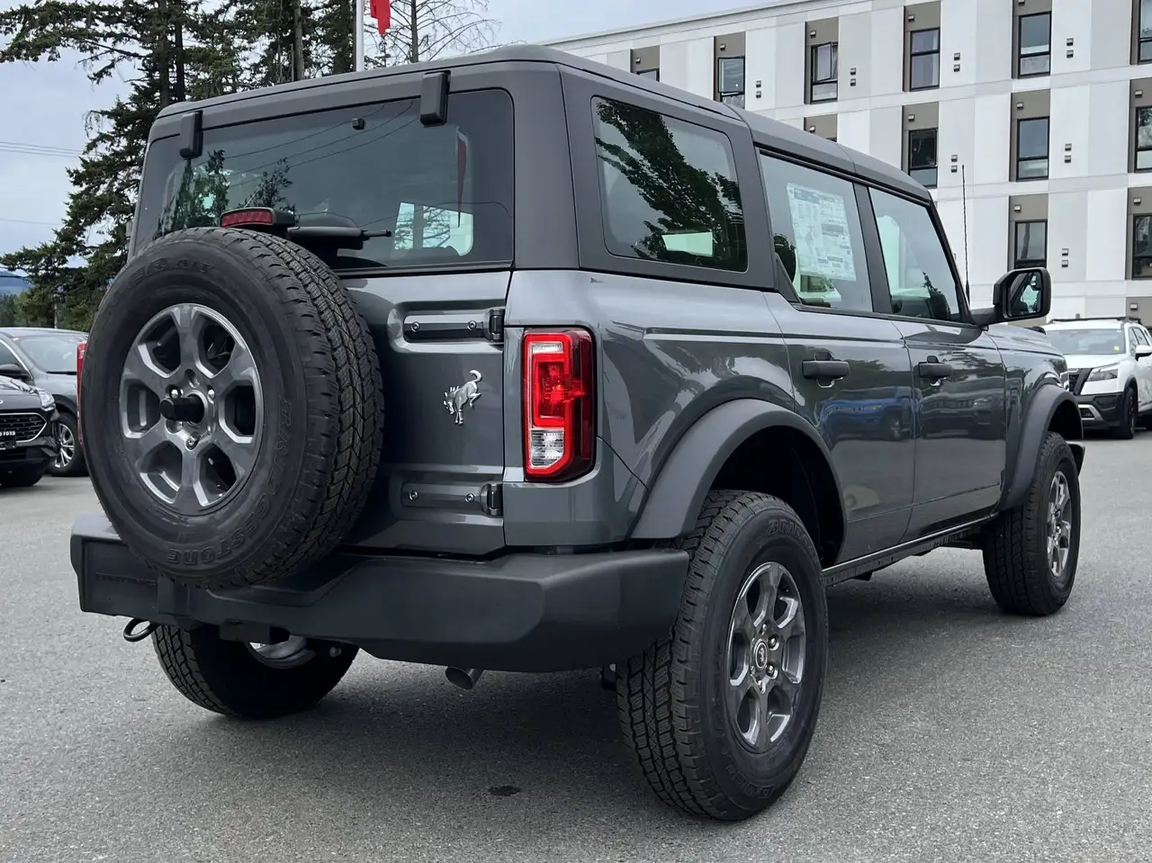 Ford Bronco снимка Ford Bronco