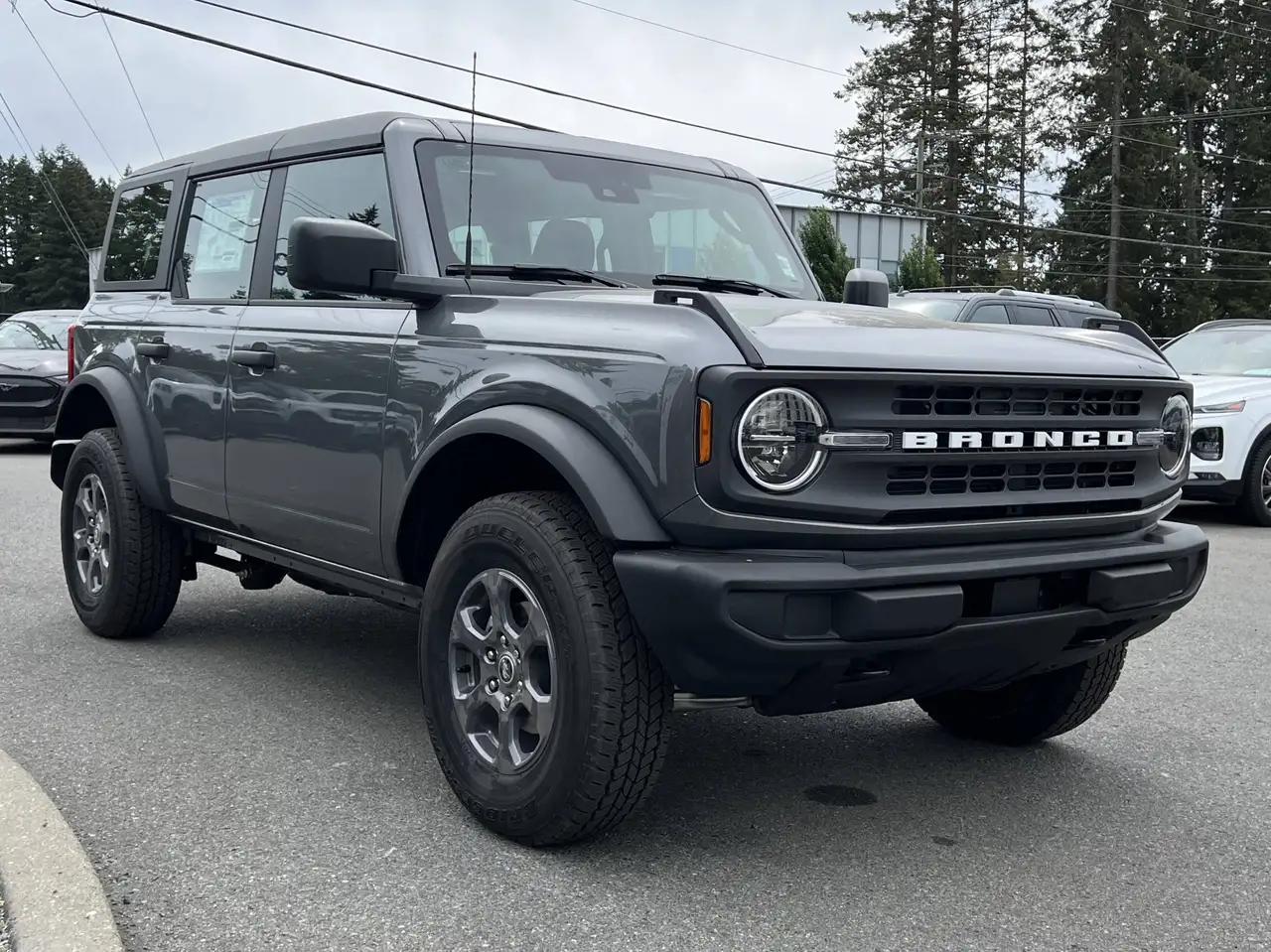 Ford Bronco снимка Ford Bronco