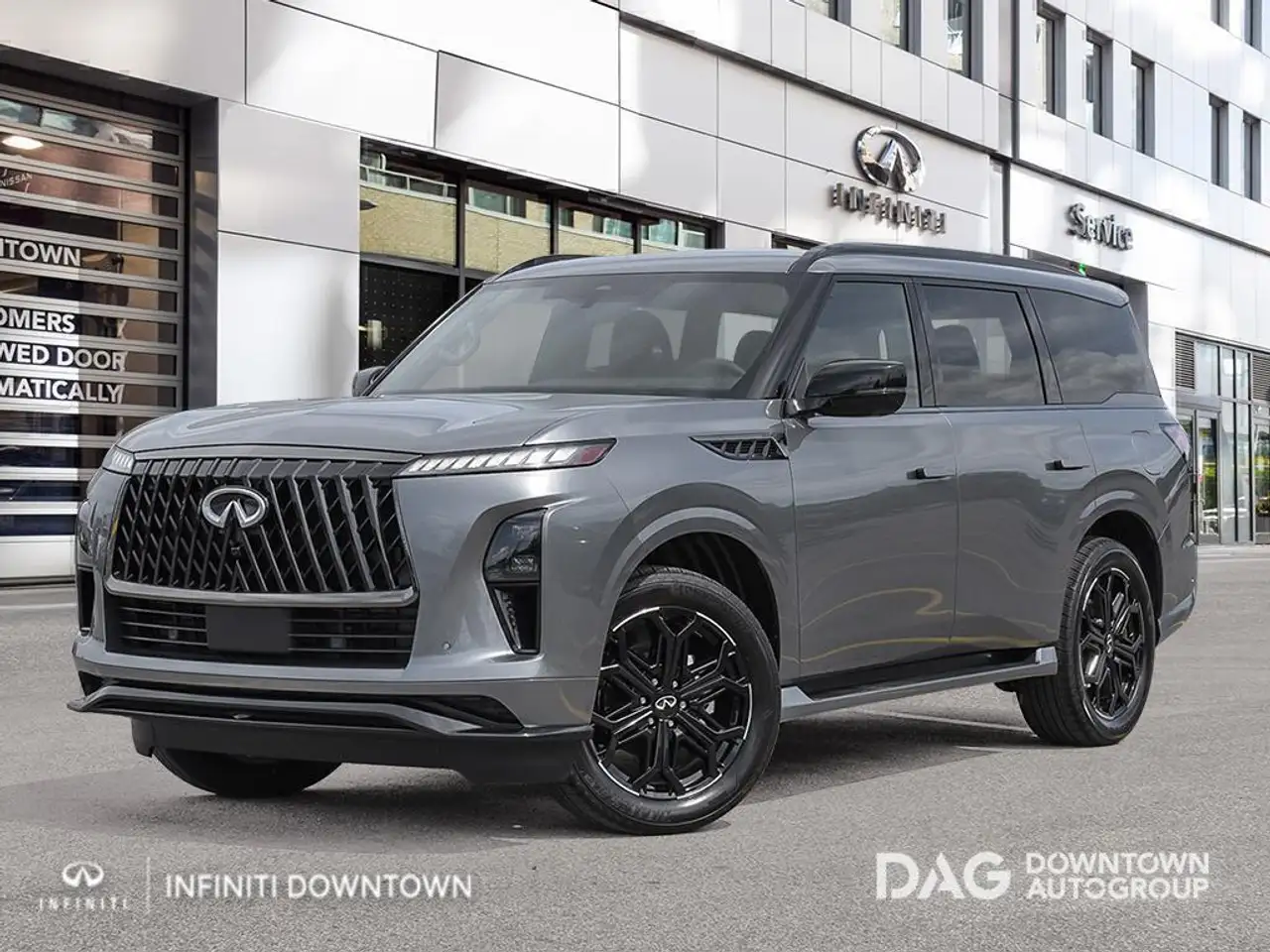 Infiniti QX80 снимка Infiniti QX80