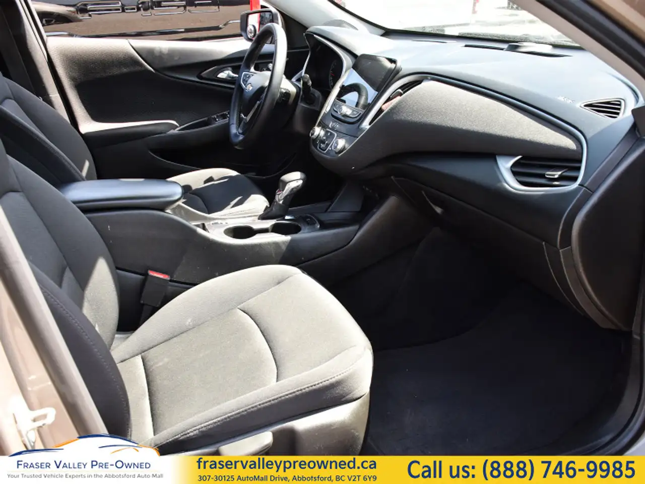 Chevrolet Malibu снимка Chevrolet Malibu