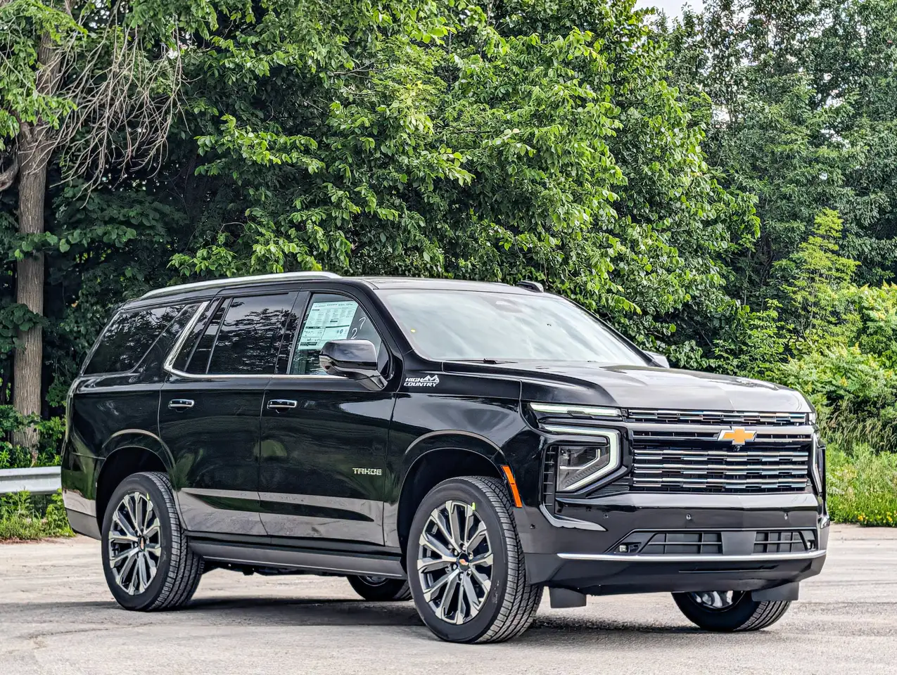 Chevrolet Tahoe photo Chevrolet Tahoe