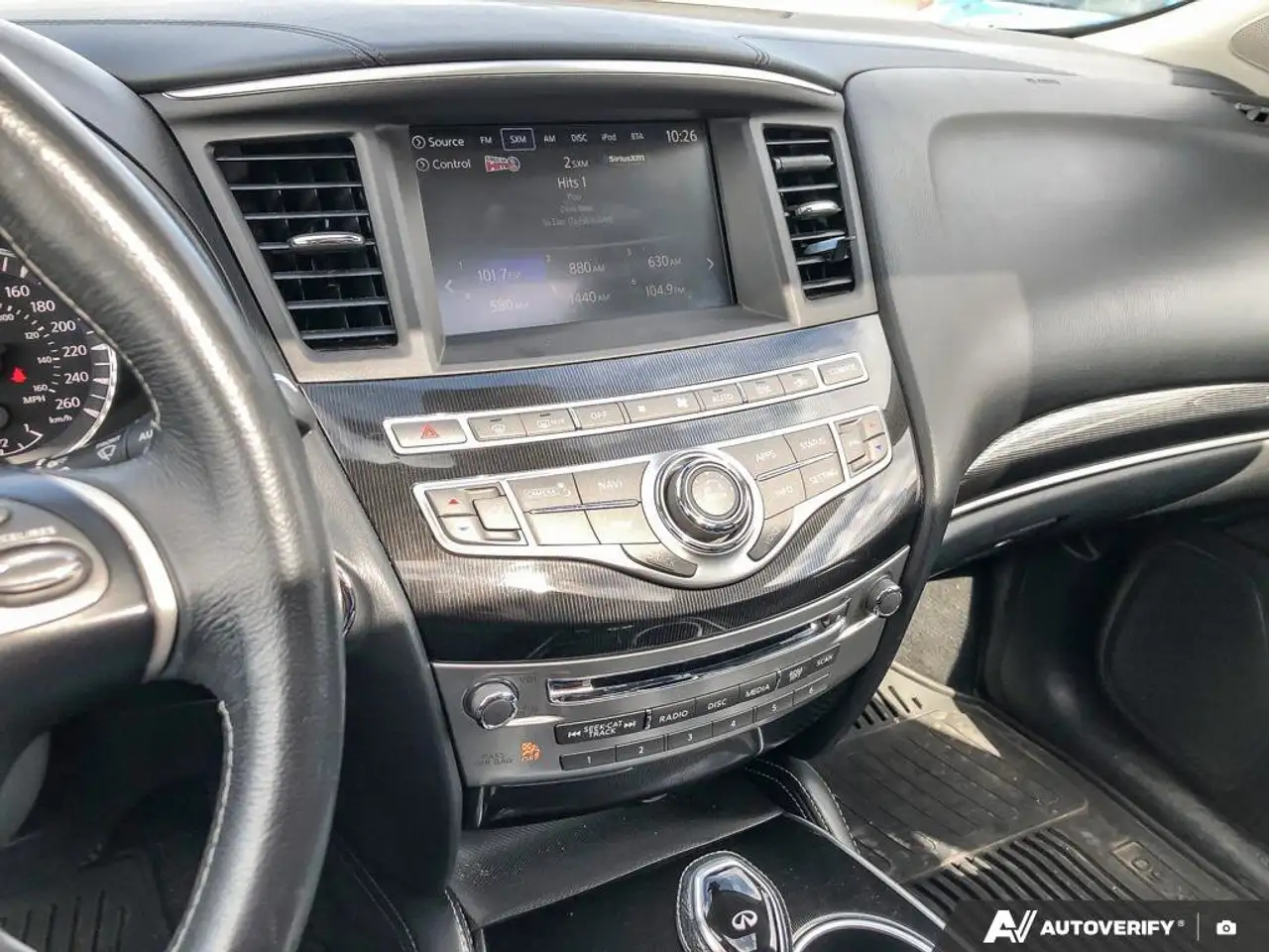 Infiniti QX60 снимка Infiniti QX60