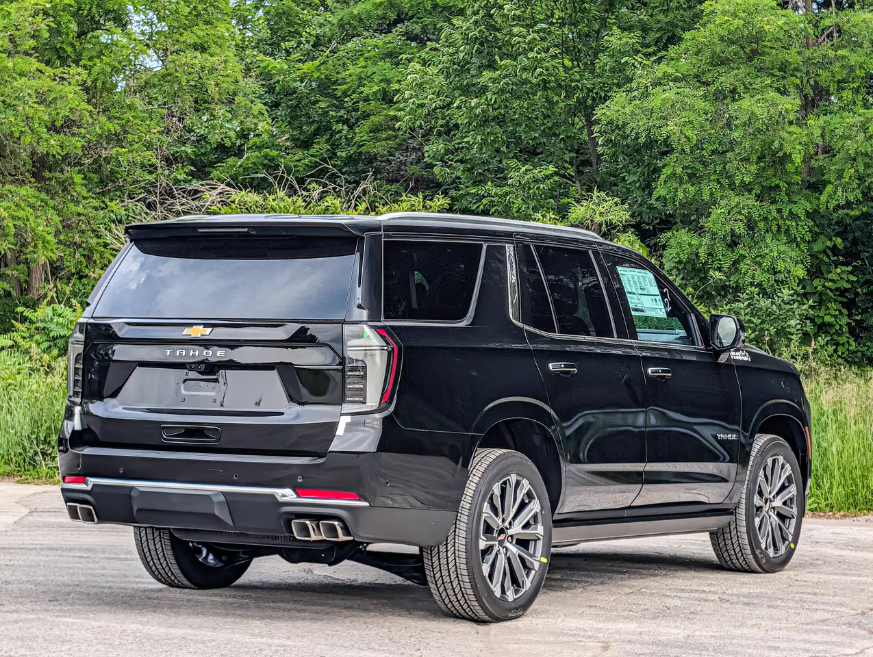 Chevrolet Tahoe photo Chevrolet Tahoe