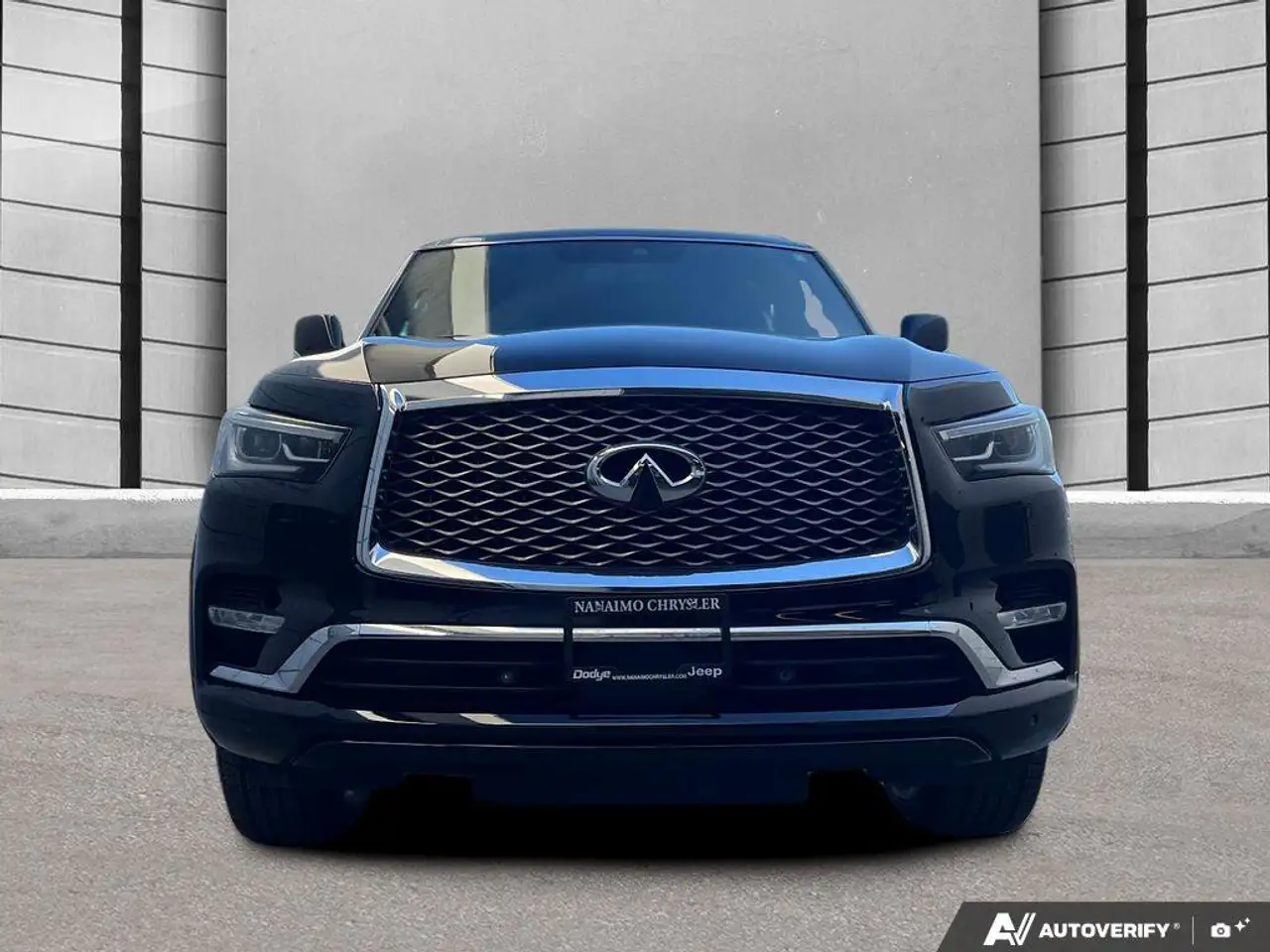 Infiniti QX80 fotografie Infiniti QX80
