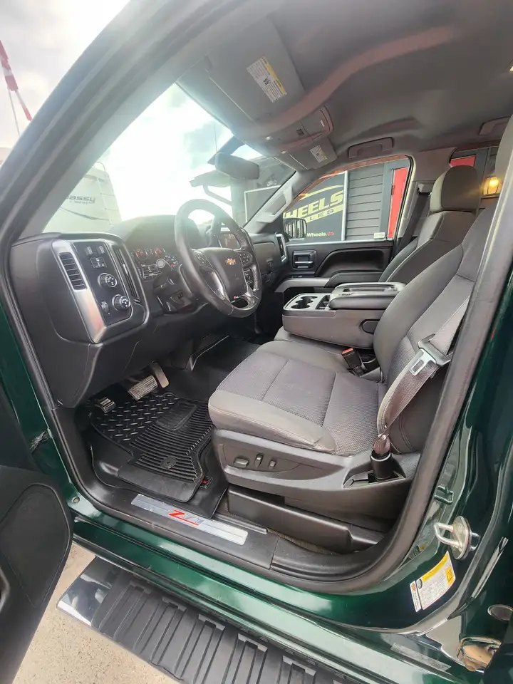 Chevrolet Silverado 1500 снимка Chevrolet Silverado 1500