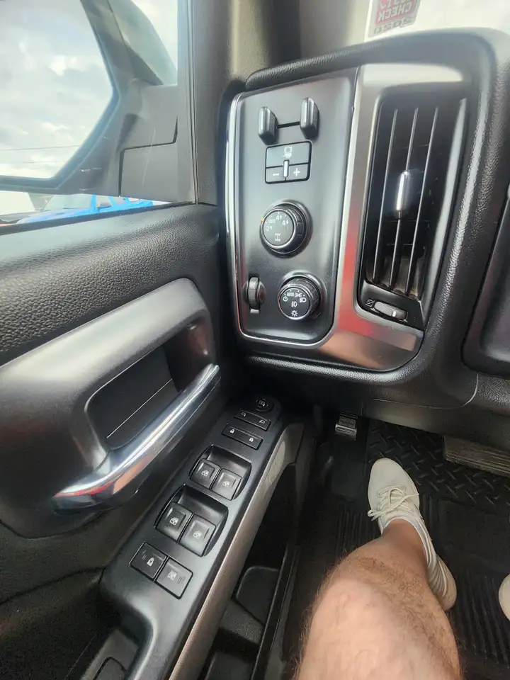 Chevrolet Silverado 1500 снимка Chevrolet Silverado 1500