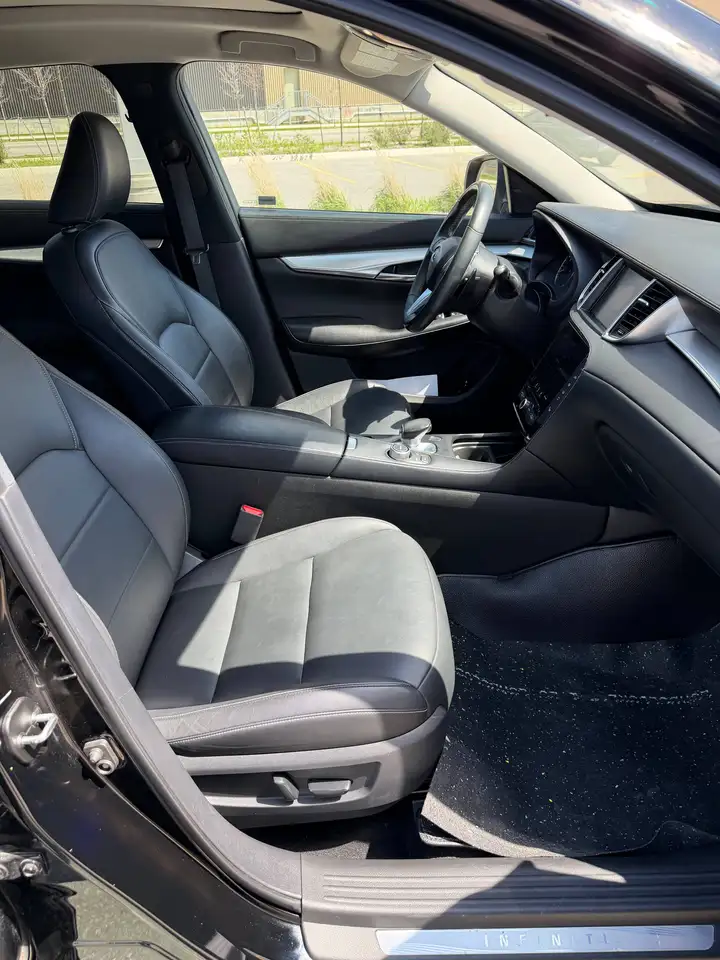 Infiniti QX50 снимка Infiniti QX50