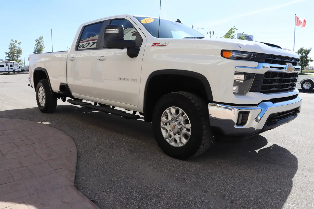 Chevrolet Silverado 3500 снимка Chevrolet Silverado 3500