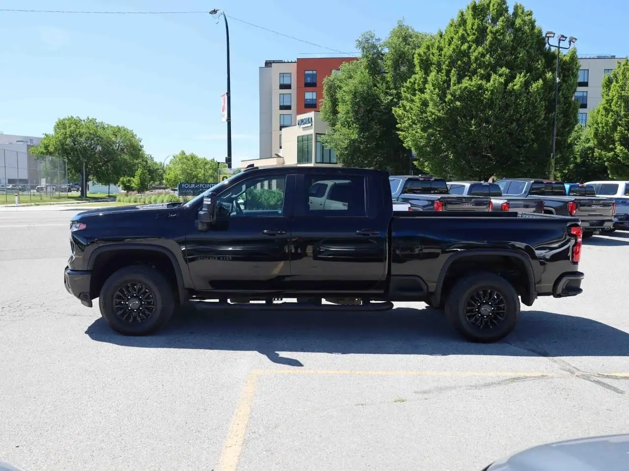 Chevrolet Silverado 3500 снимка Chevrolet Silverado 3500