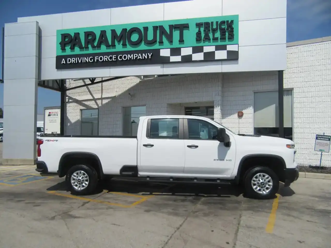 Chevrolet Silverado 2500 photo Chevrolet Silverado 2500