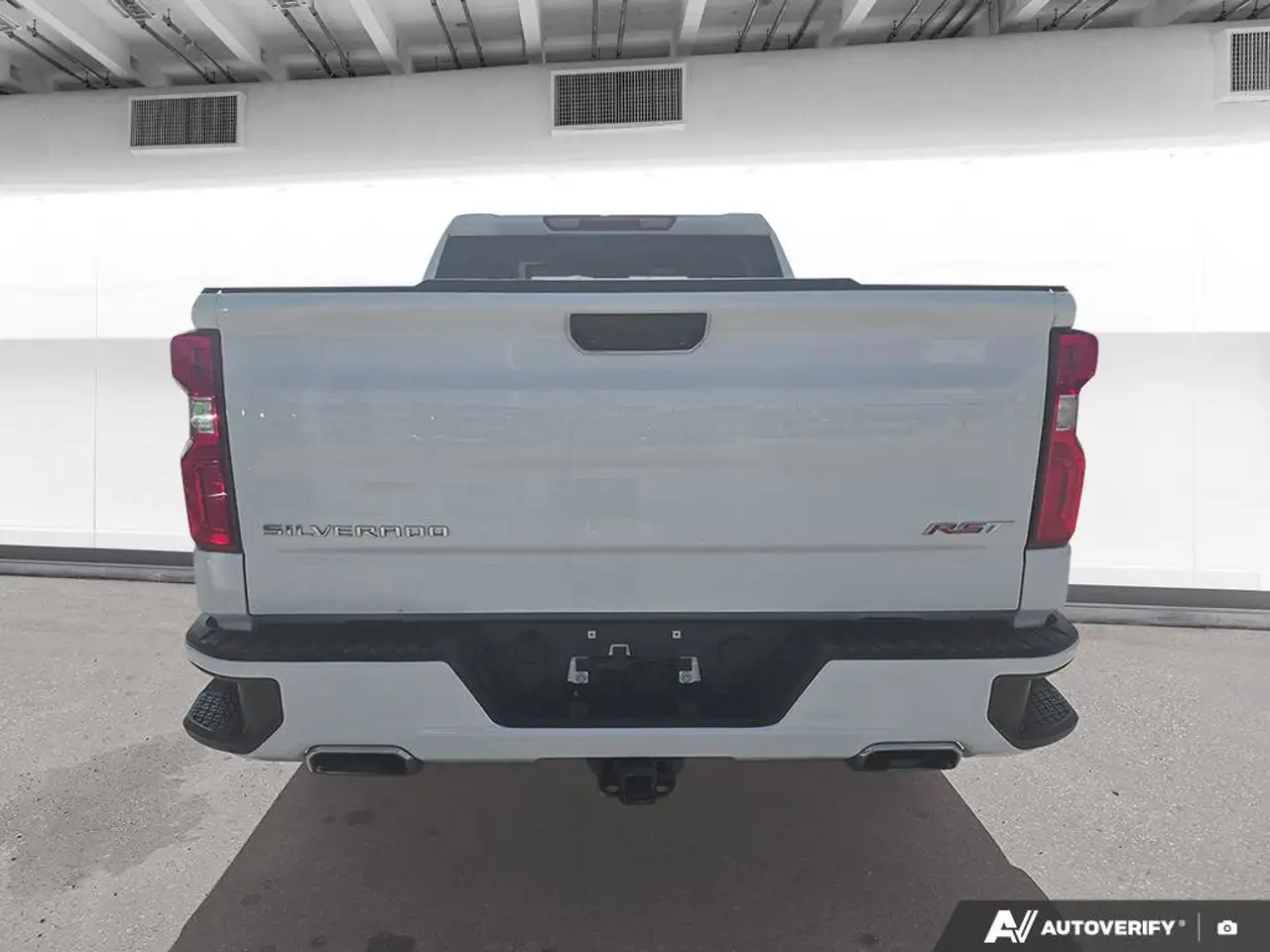 Chevrolet Silverado 1500 снимка Chevrolet Silverado 1500