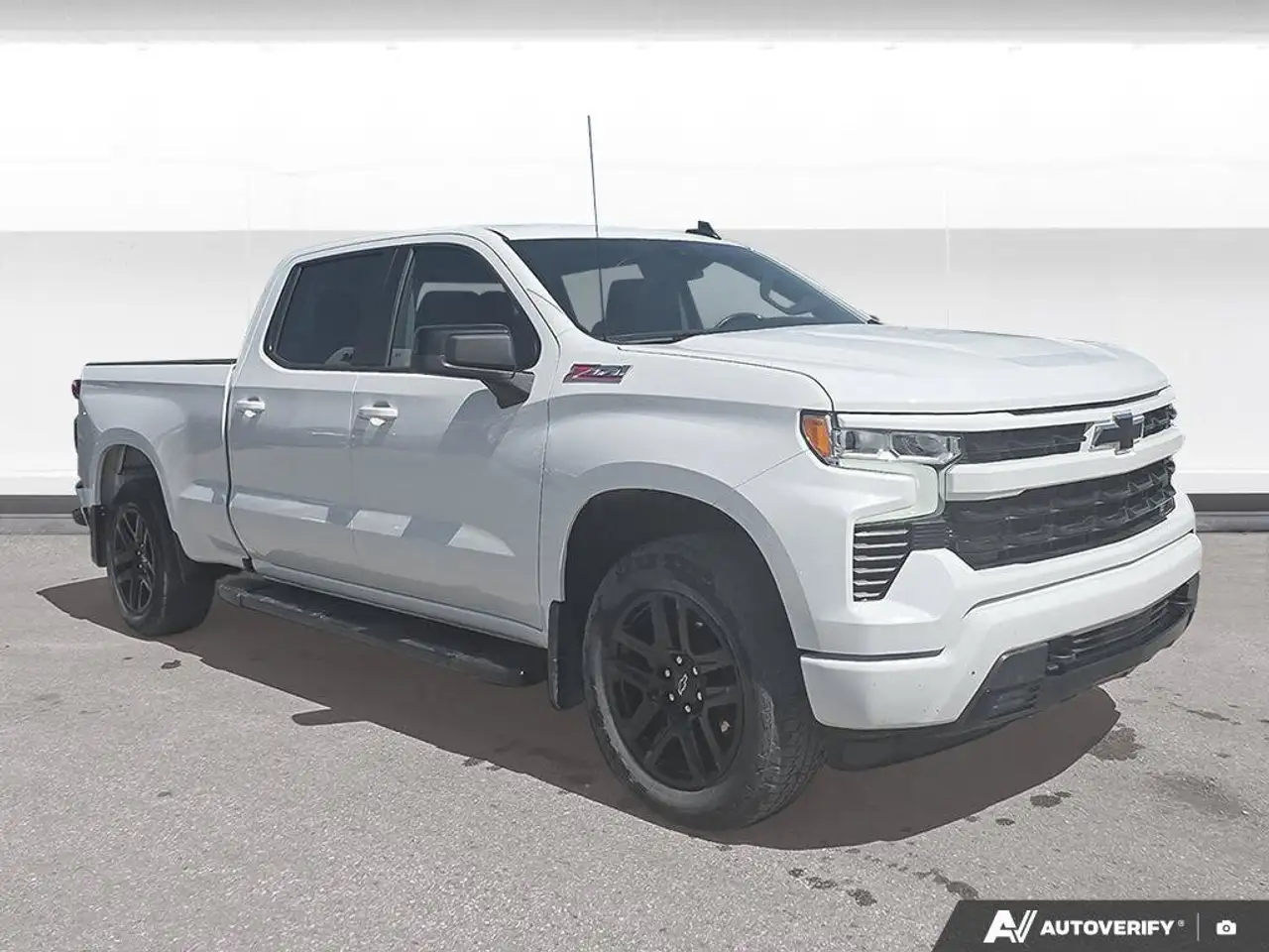Chevrolet Silverado 1500 снимка Chevrolet Silverado 1500