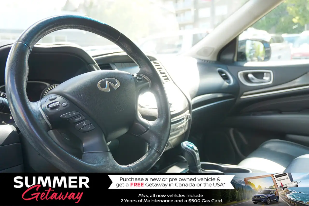 Infiniti QX60 снимка Infiniti QX60