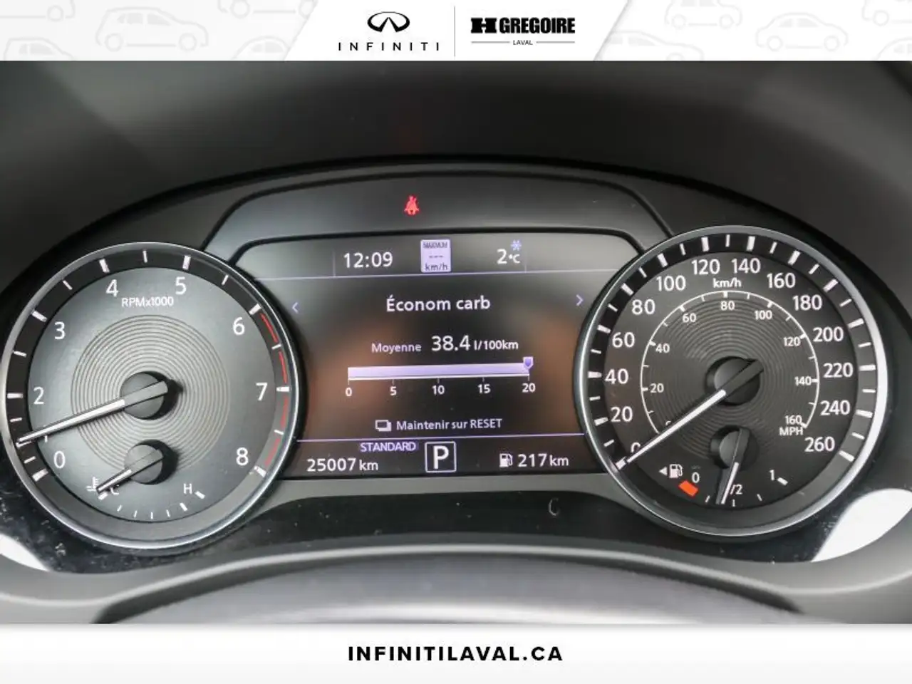 Infiniti QX50 снимка Infiniti QX50