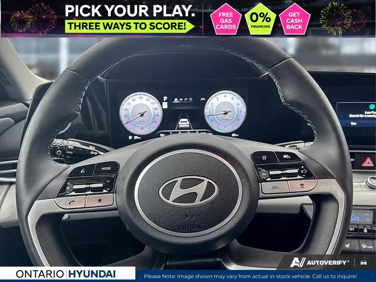 Hyundai ELANTRA fotografie Hyundai ELANTRA
