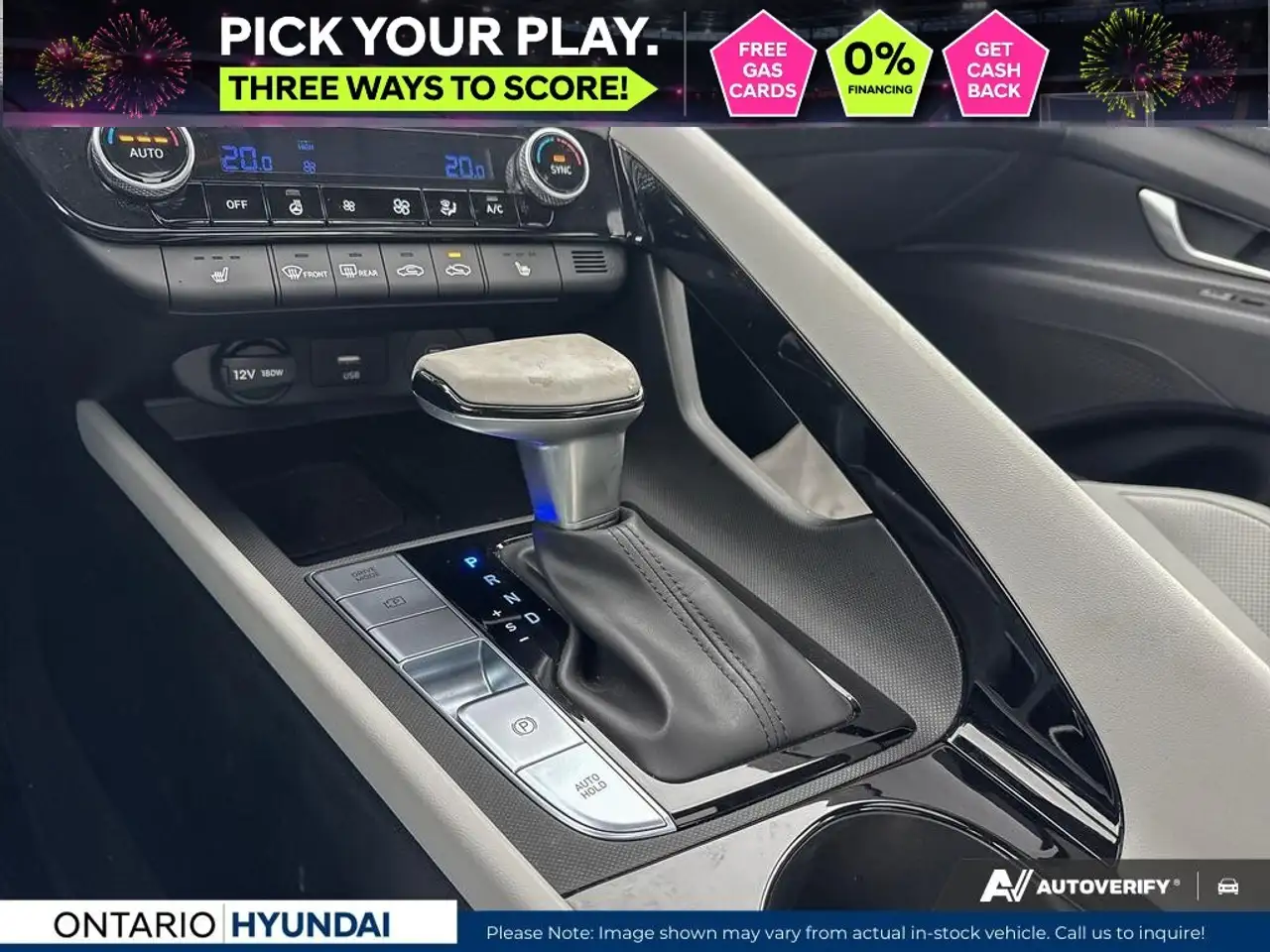 Hyundai ELANTRA fotografie Hyundai ELANTRA