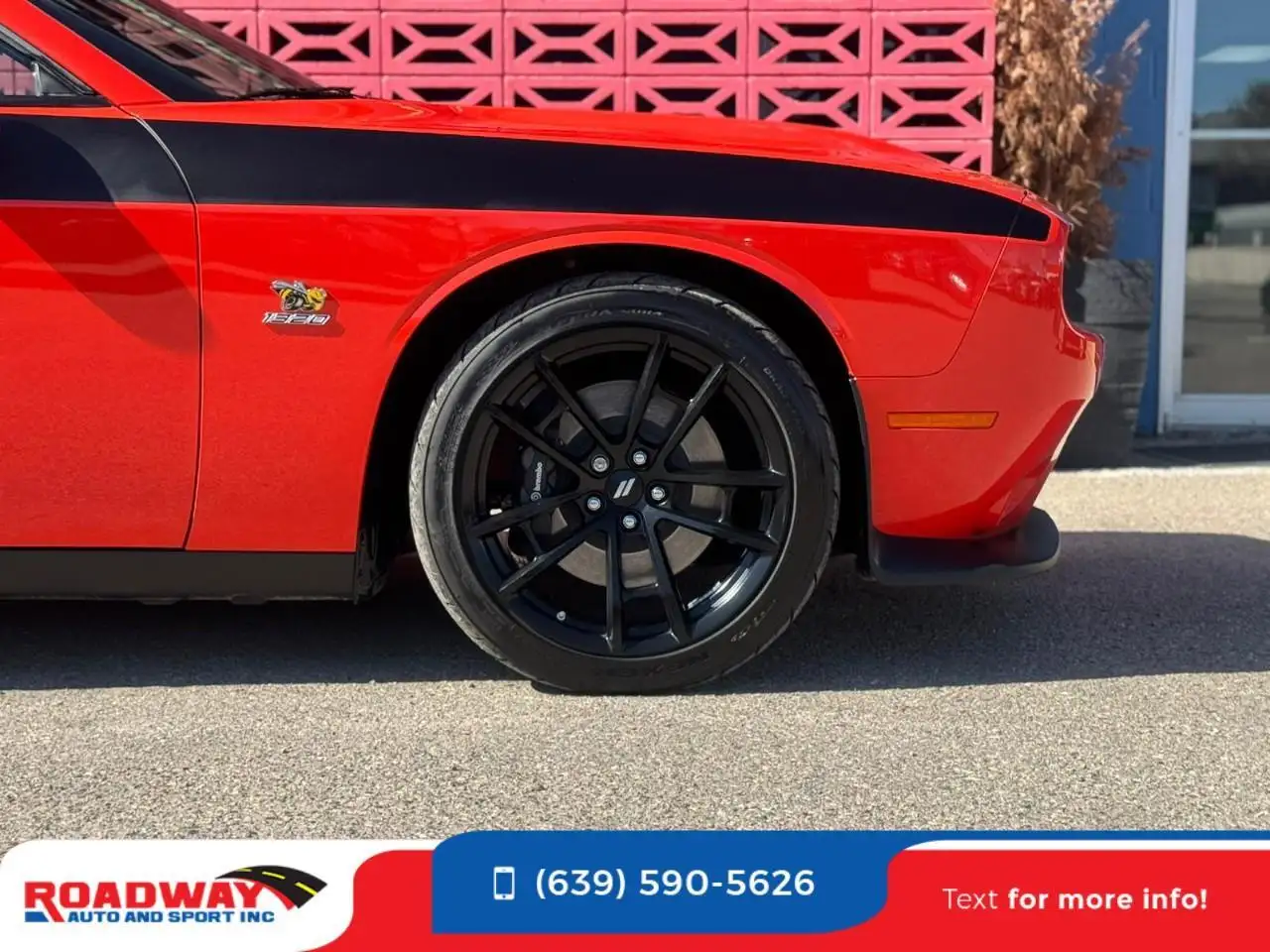 Dodge Challenger снимка Dodge Challenger