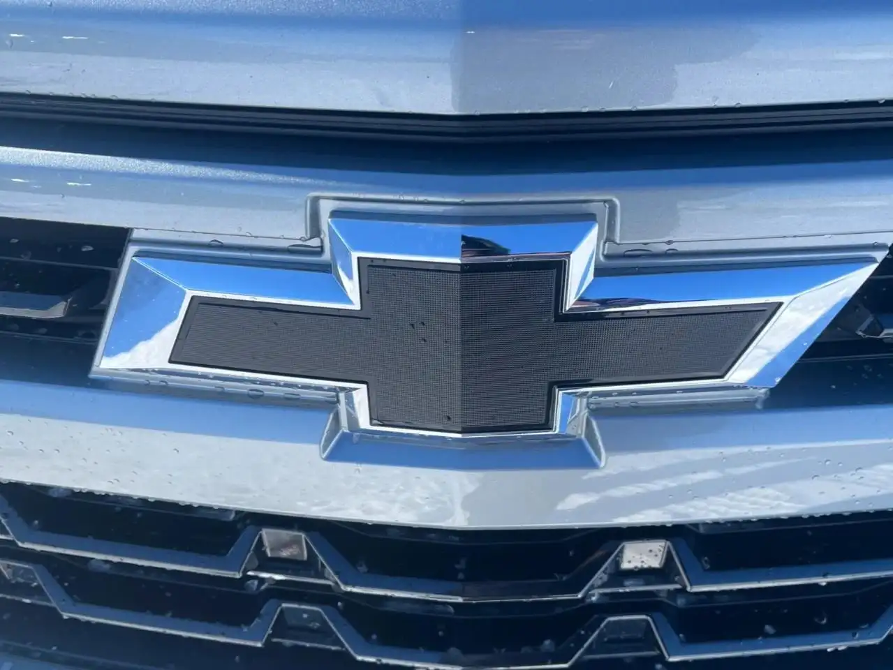Chevrolet Silverado 1500 снимка Chevrolet Silverado 1500