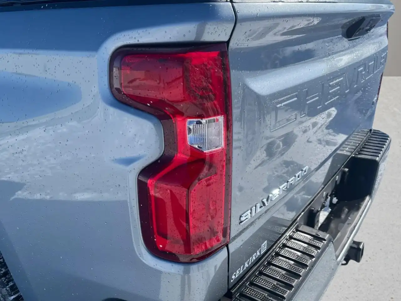 Chevrolet Silverado 1500 снимка Chevrolet Silverado 1500