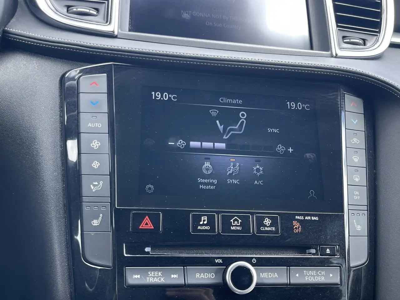 Infiniti QX50 снимка Infiniti QX50