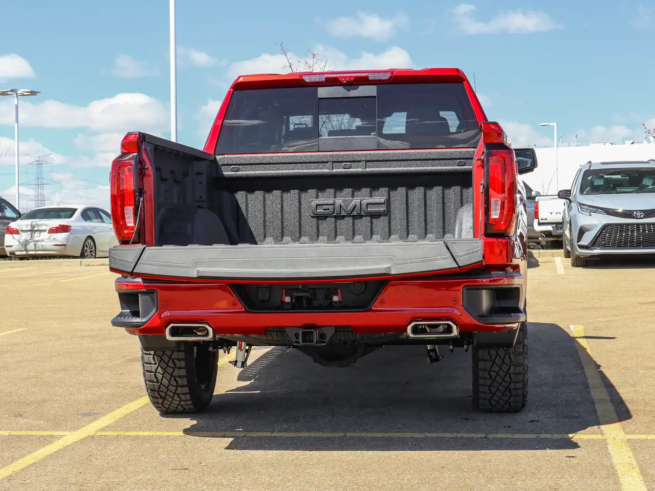 GMC Sierra 1500 снимка GMC Sierra 1500