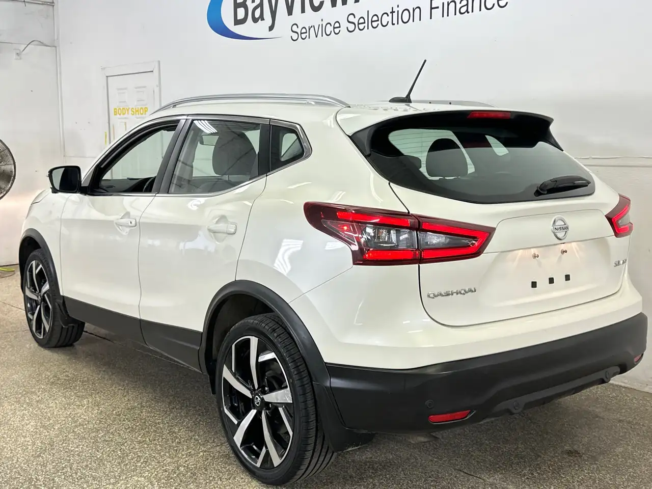 Nissan Qashqai снимка Nissan Qashqai