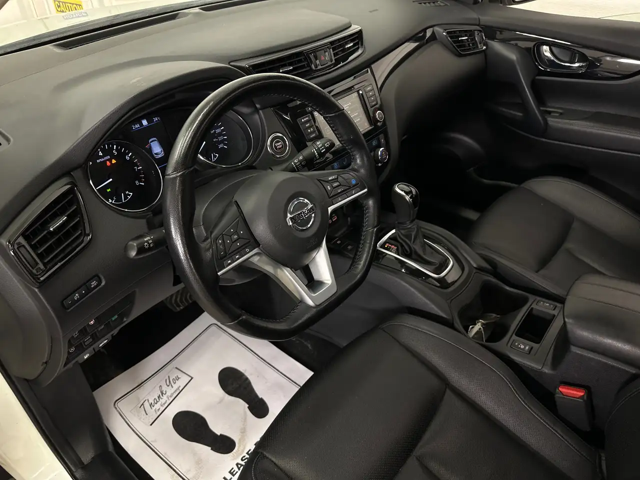 Nissan Qashqai снимка Nissan Qashqai