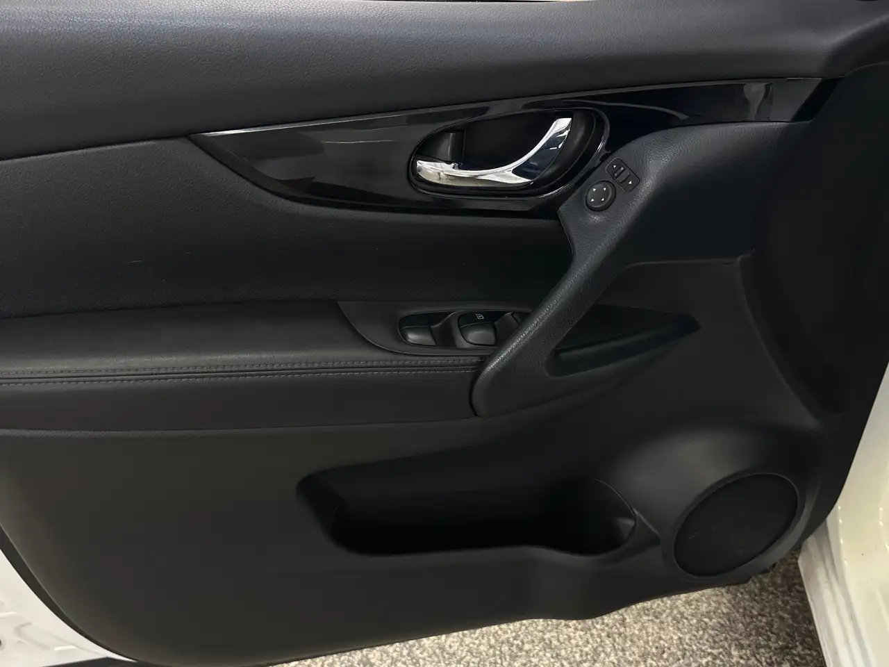 Nissan Qashqai снимка Nissan Qashqai