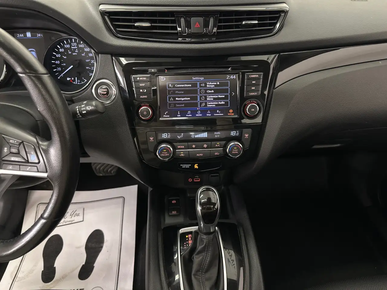 Nissan Qashqai снимка Nissan Qashqai