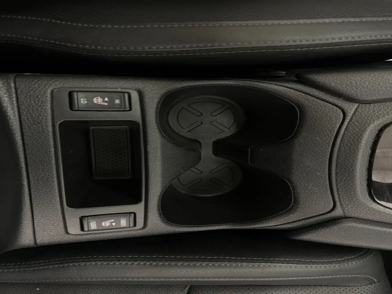 Nissan Qashqai снимка Nissan Qashqai