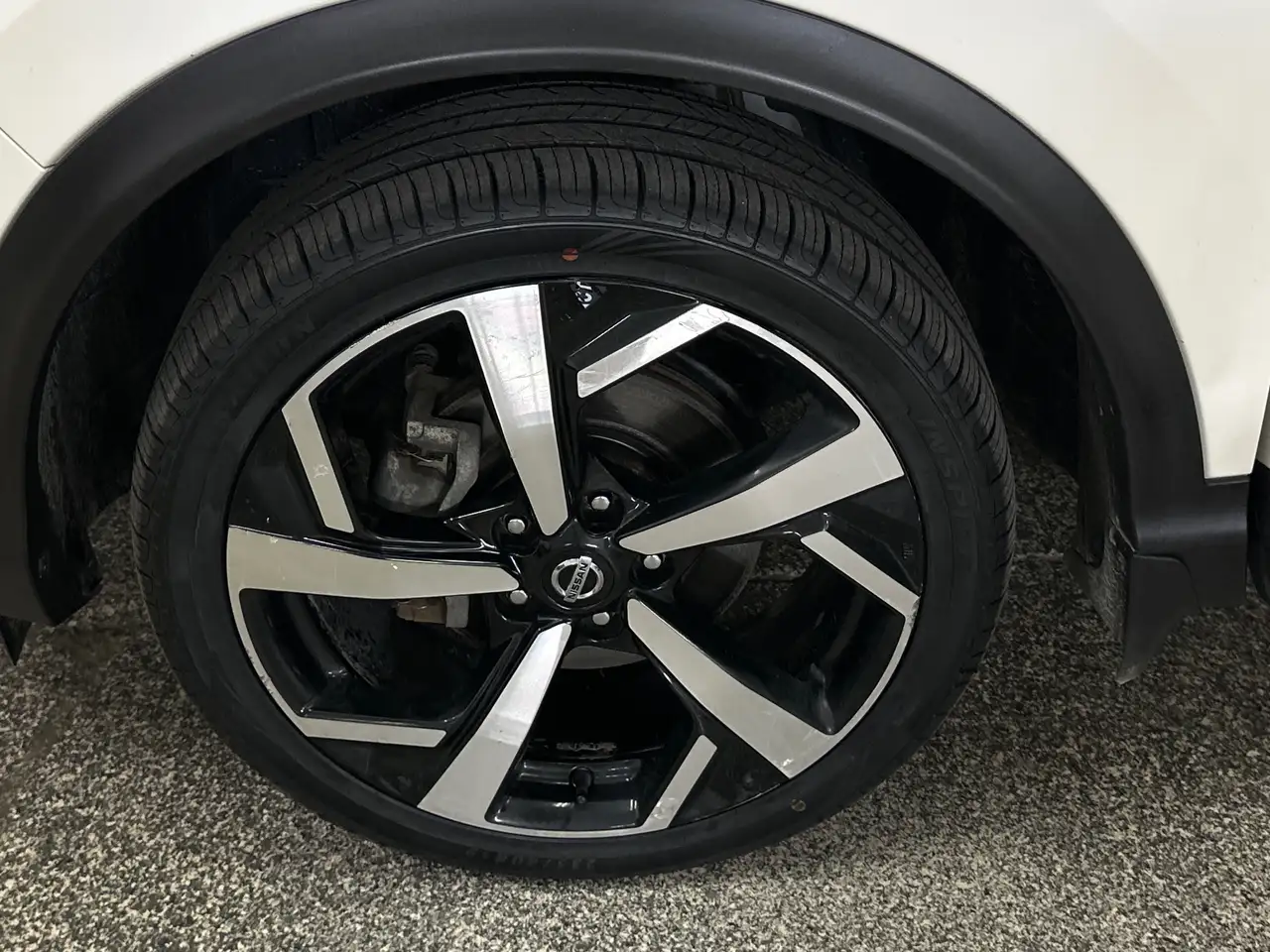 Nissan Qashqai снимка Nissan Qashqai