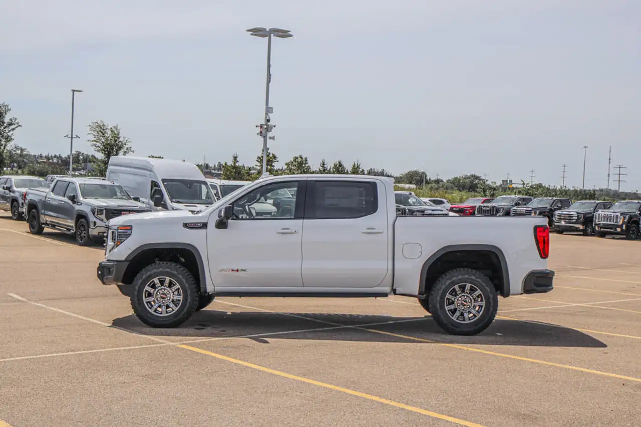 GMC Sierra 1500 снимка GMC Sierra 1500
