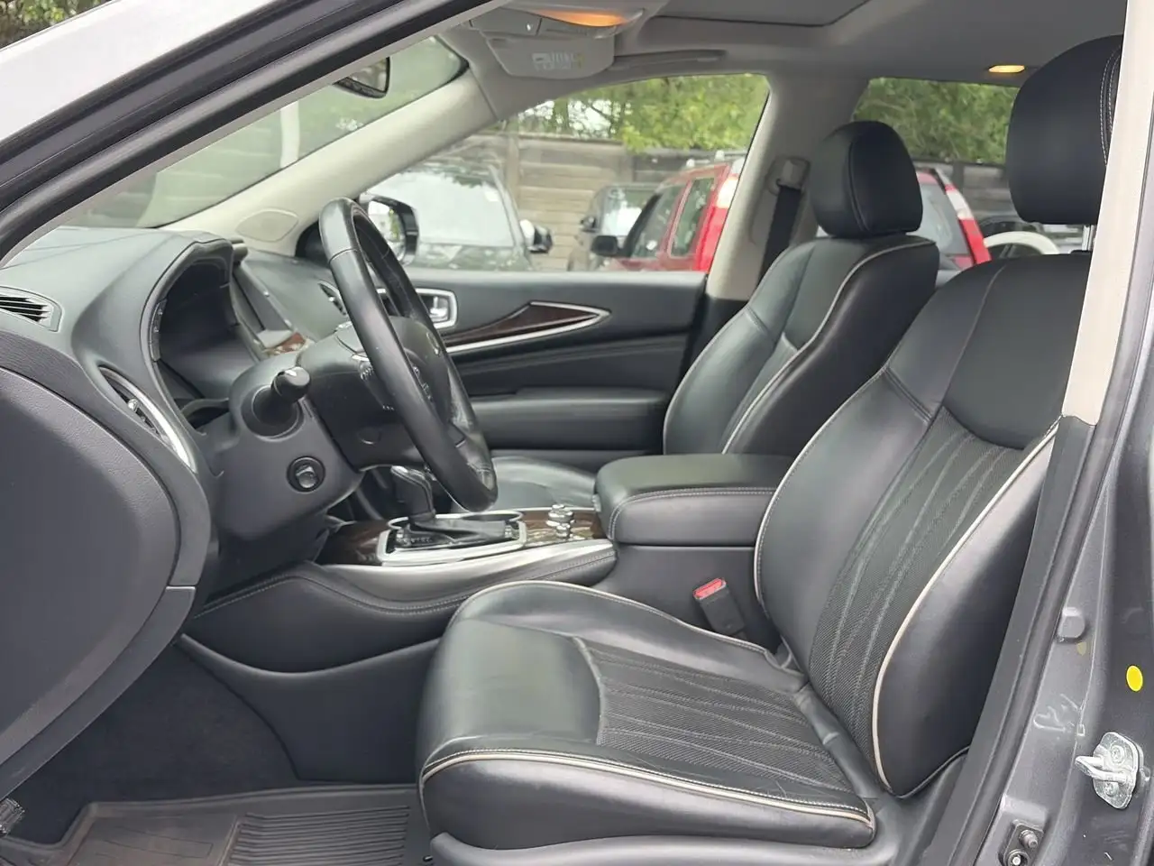 Infiniti QX60 photo Infiniti QX60