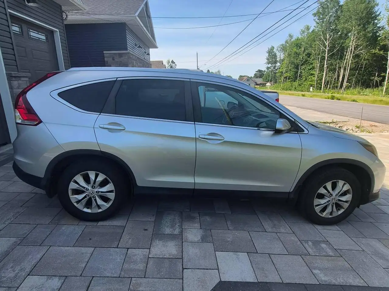 Honda CR-V photo Honda CR-V