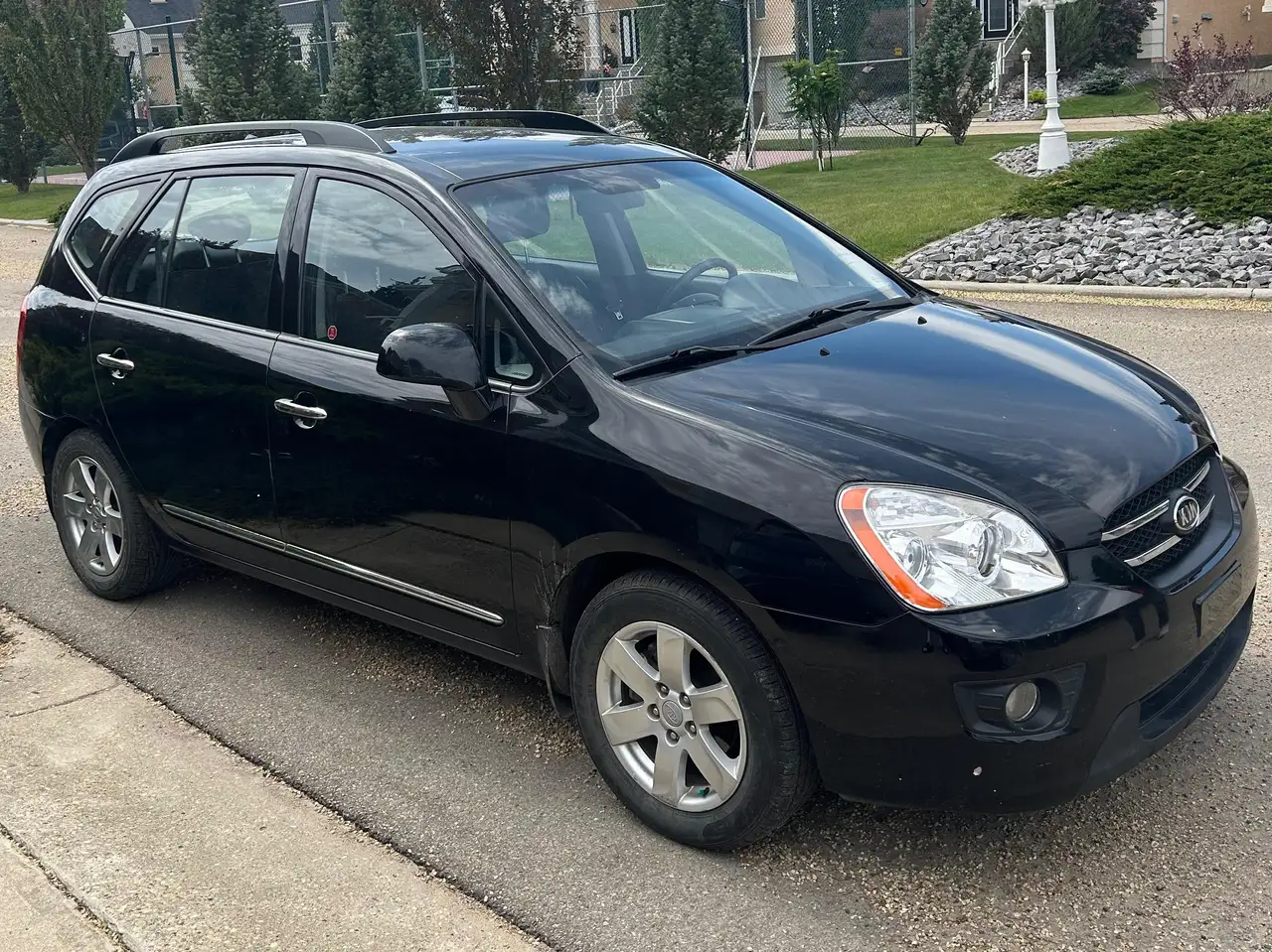 2009 Kia Rondo