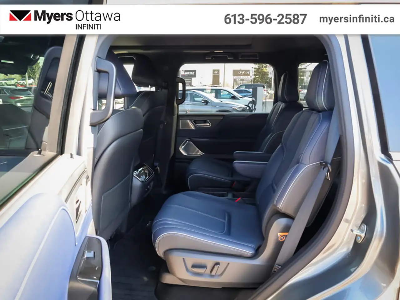 Infiniti QX80 снимка Infiniti QX80