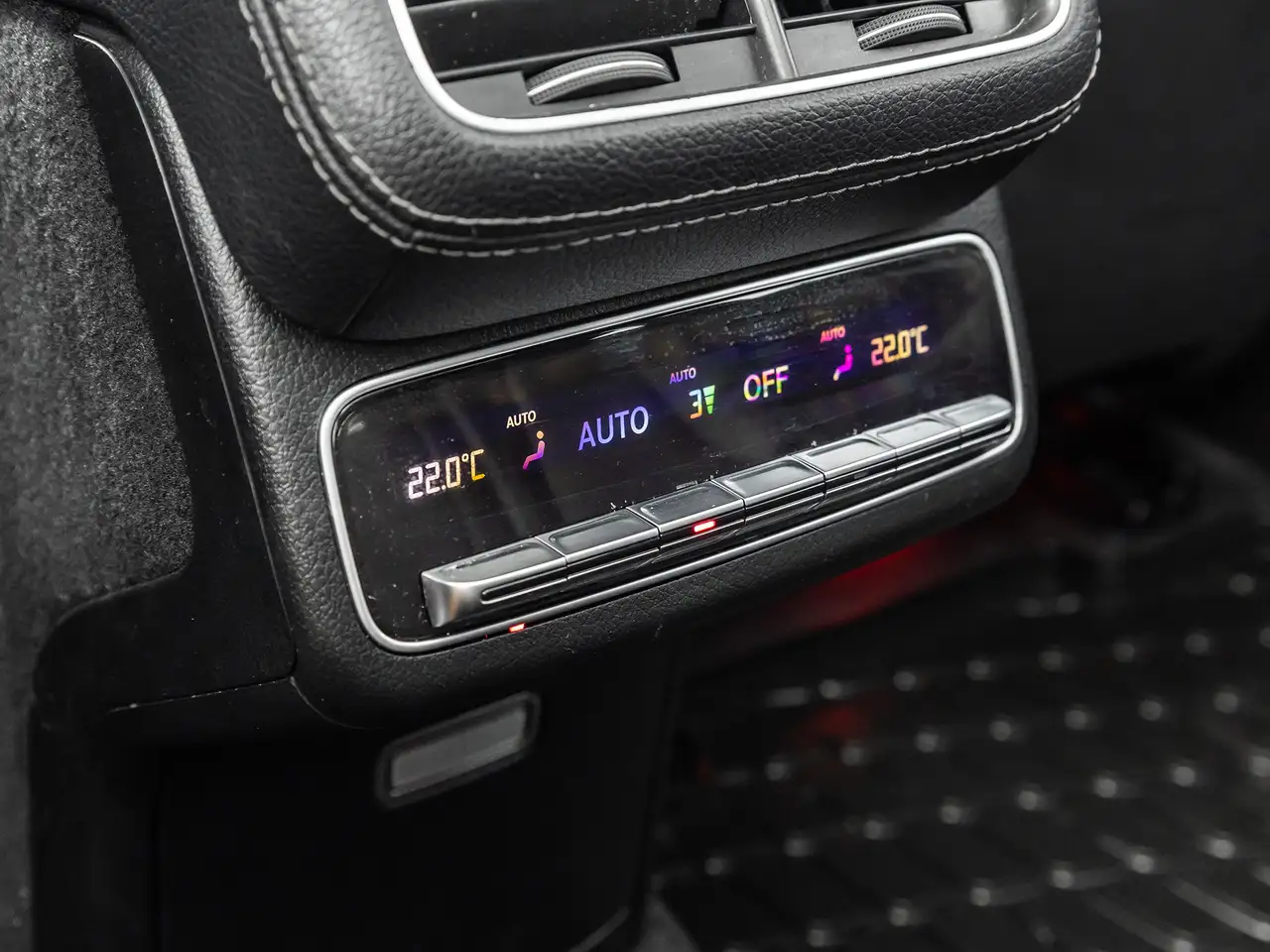Mercedes-Benz GLS photo Mercedes-Benz GLS