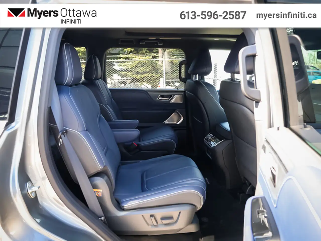 Infiniti QX80 снимка Infiniti QX80