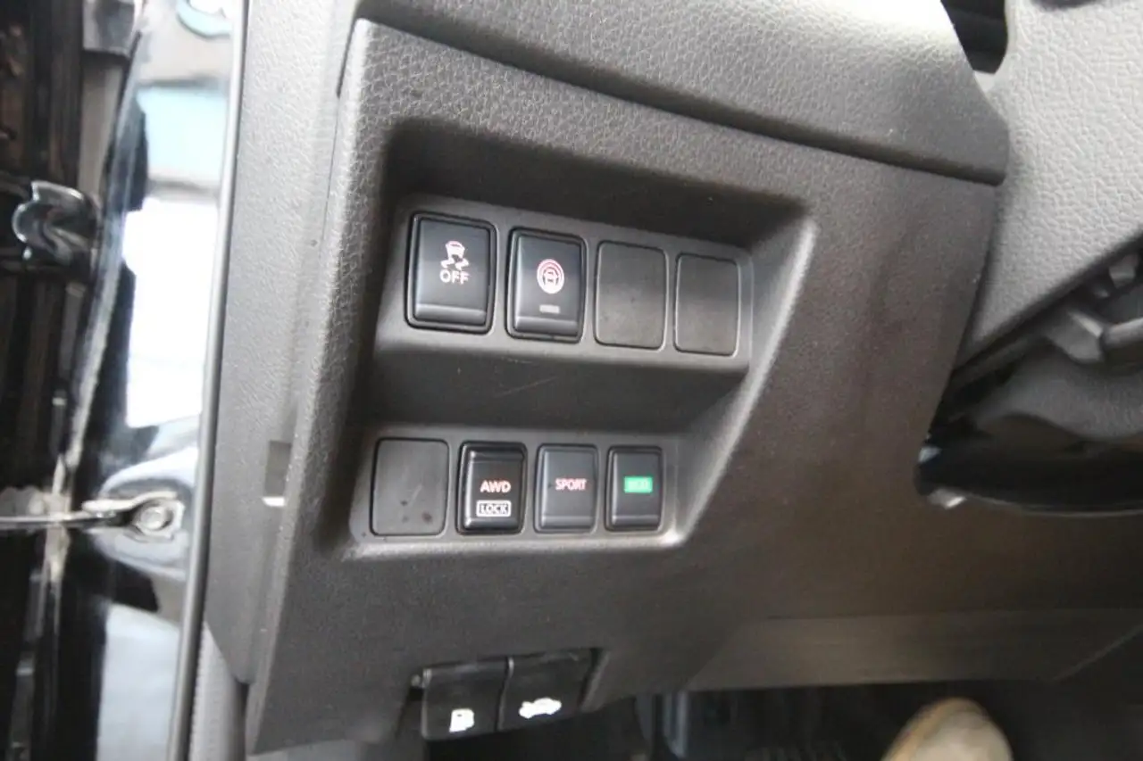 Nissan Qashqai снимка Nissan Qashqai