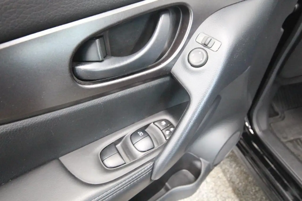 Nissan Qashqai снимка Nissan Qashqai